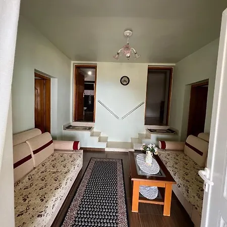 Shtepi Pushimesh Frenki, Borsh Сasa de vacaciones Himarë