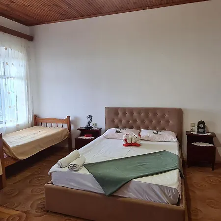 Shtepi Pushimesh Frenki, Borsh Hébergement de vacances